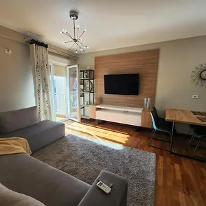 kalpazo-home-skanderbeg-square-tirana.albaniahotels.org/